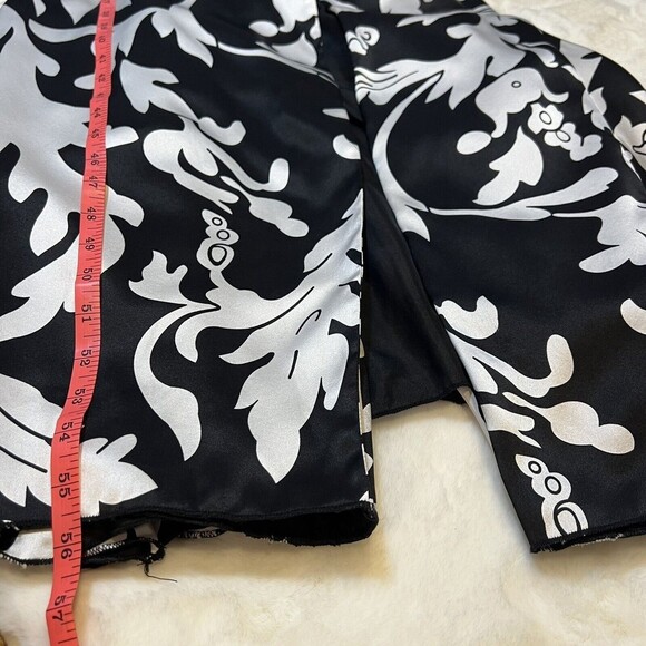 Elegant Black and White Prom Dress - Picture 13 of 16